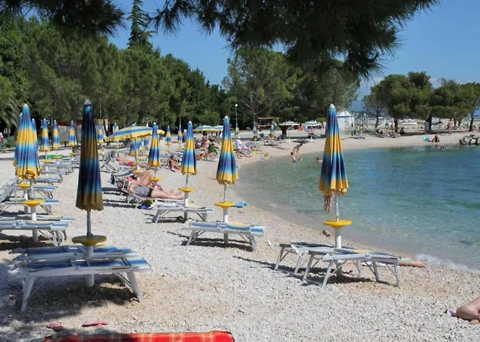 Prázdninový dům Lakeside Home,